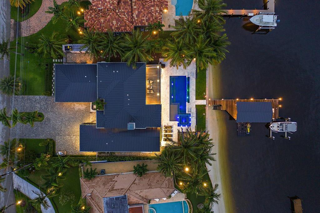 TEQUESTA COUNTRY CLUB - Residential