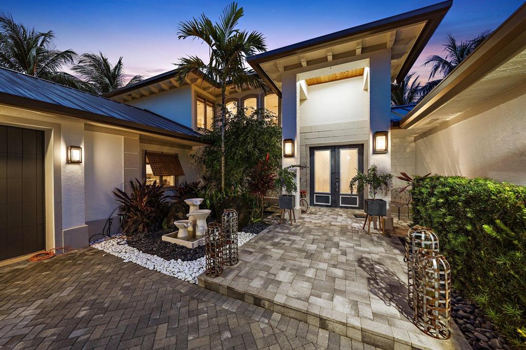 TEQUESTA COUNTRY CLUB - Residential