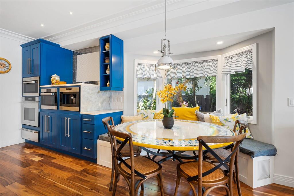 TEQUESTA COUNTRY CLUB - Residential