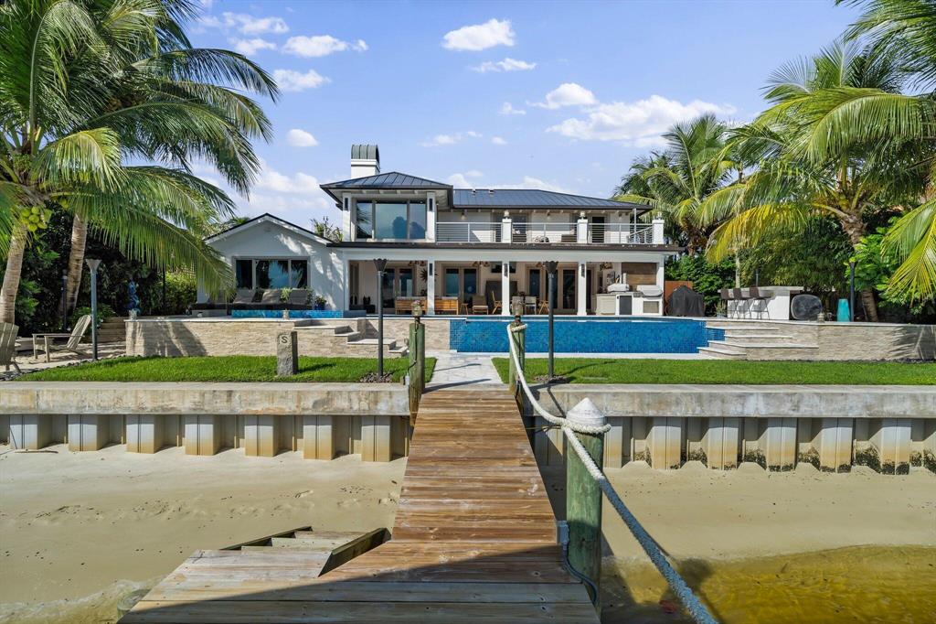 TEQUESTA COUNTRY CLUB - Residential