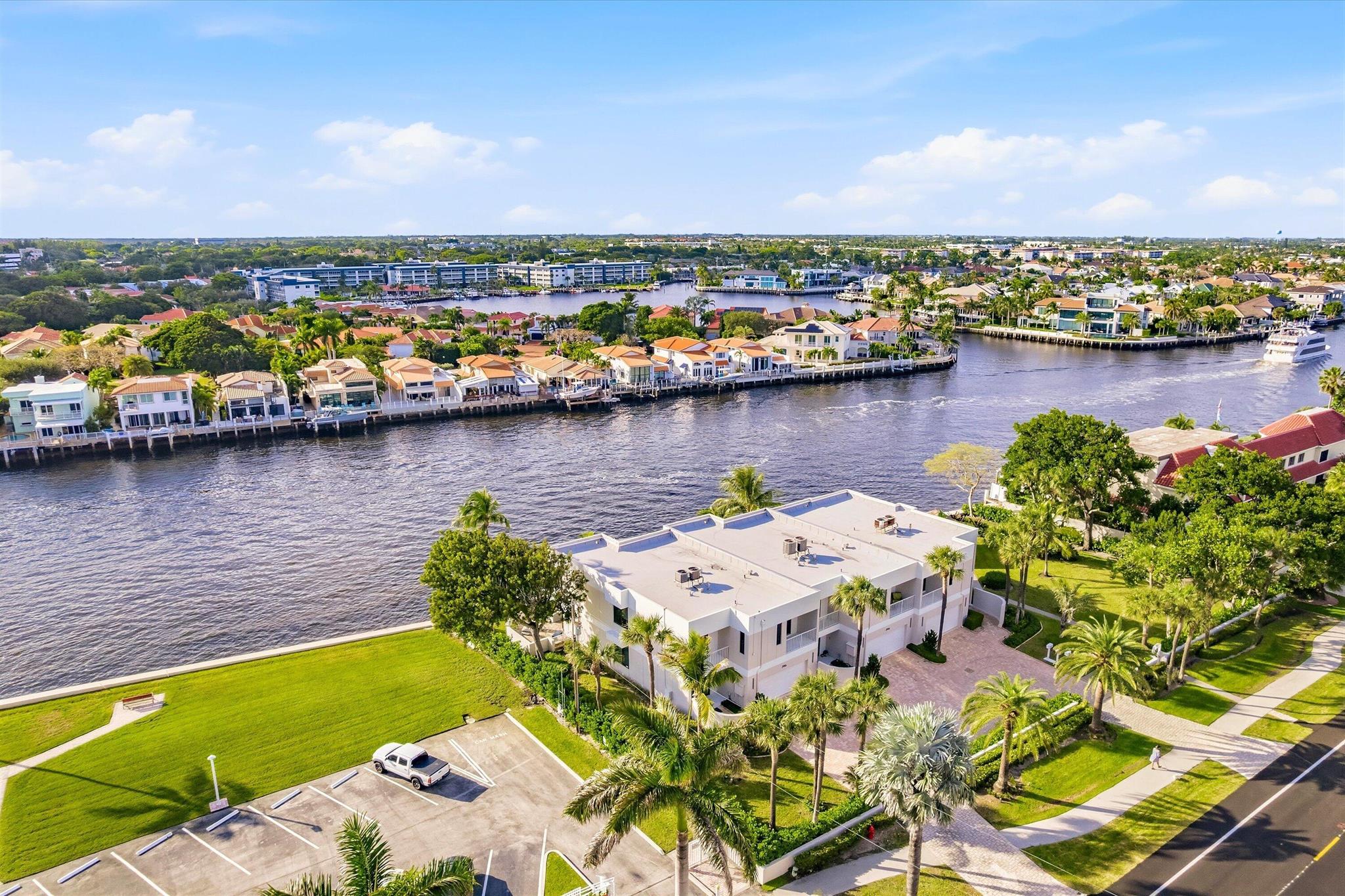 TRAFALGAR OF HIGHLAND BEA - Residential