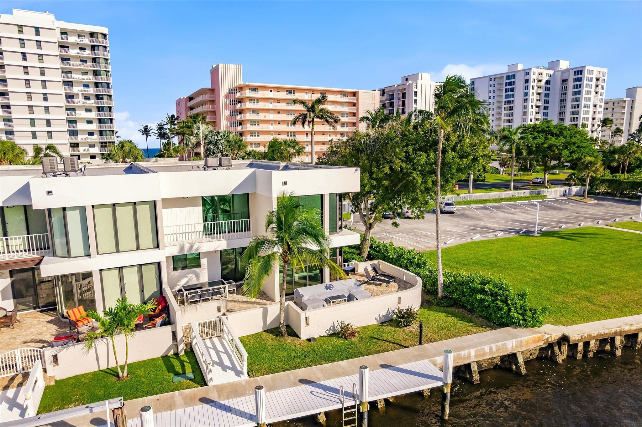 TRAFALGAR OF HIGHLAND BEA - Residential