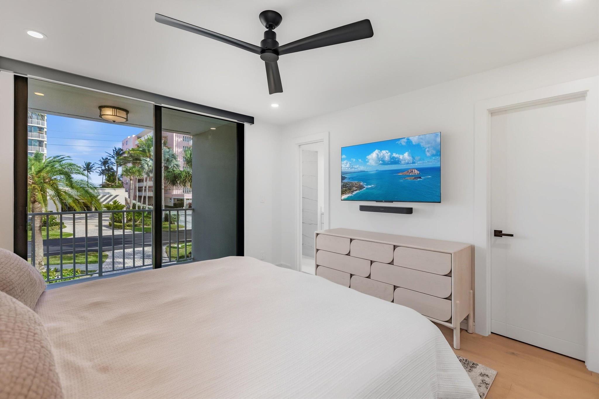 TRAFALGAR OF HIGHLAND BEA - Residential