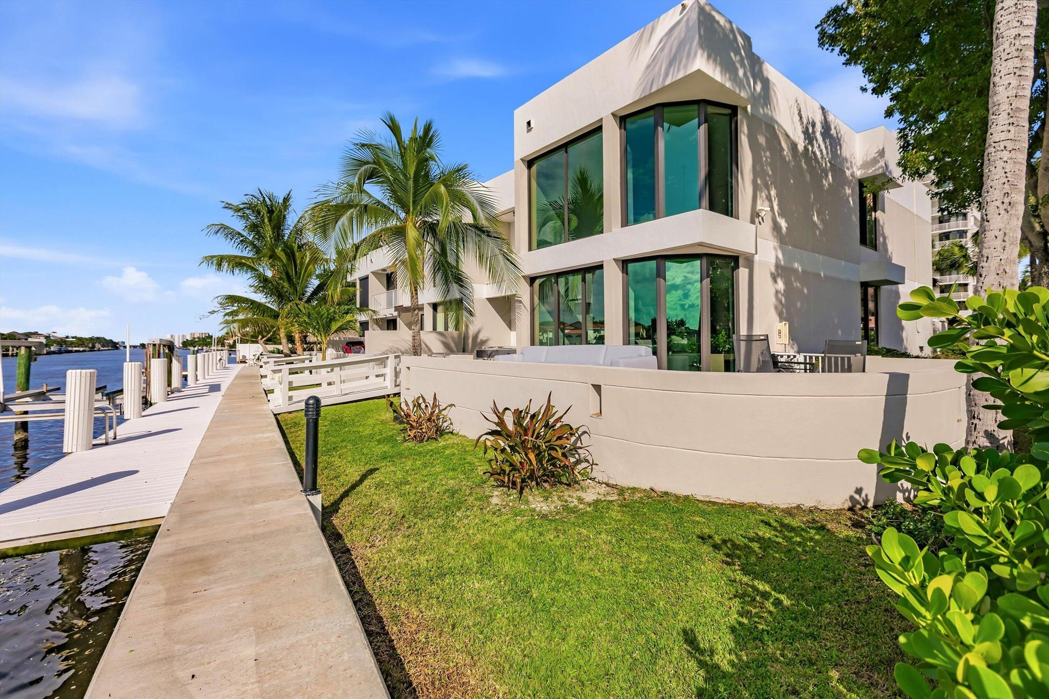 TRAFALGAR OF HIGHLAND BEA - Residential