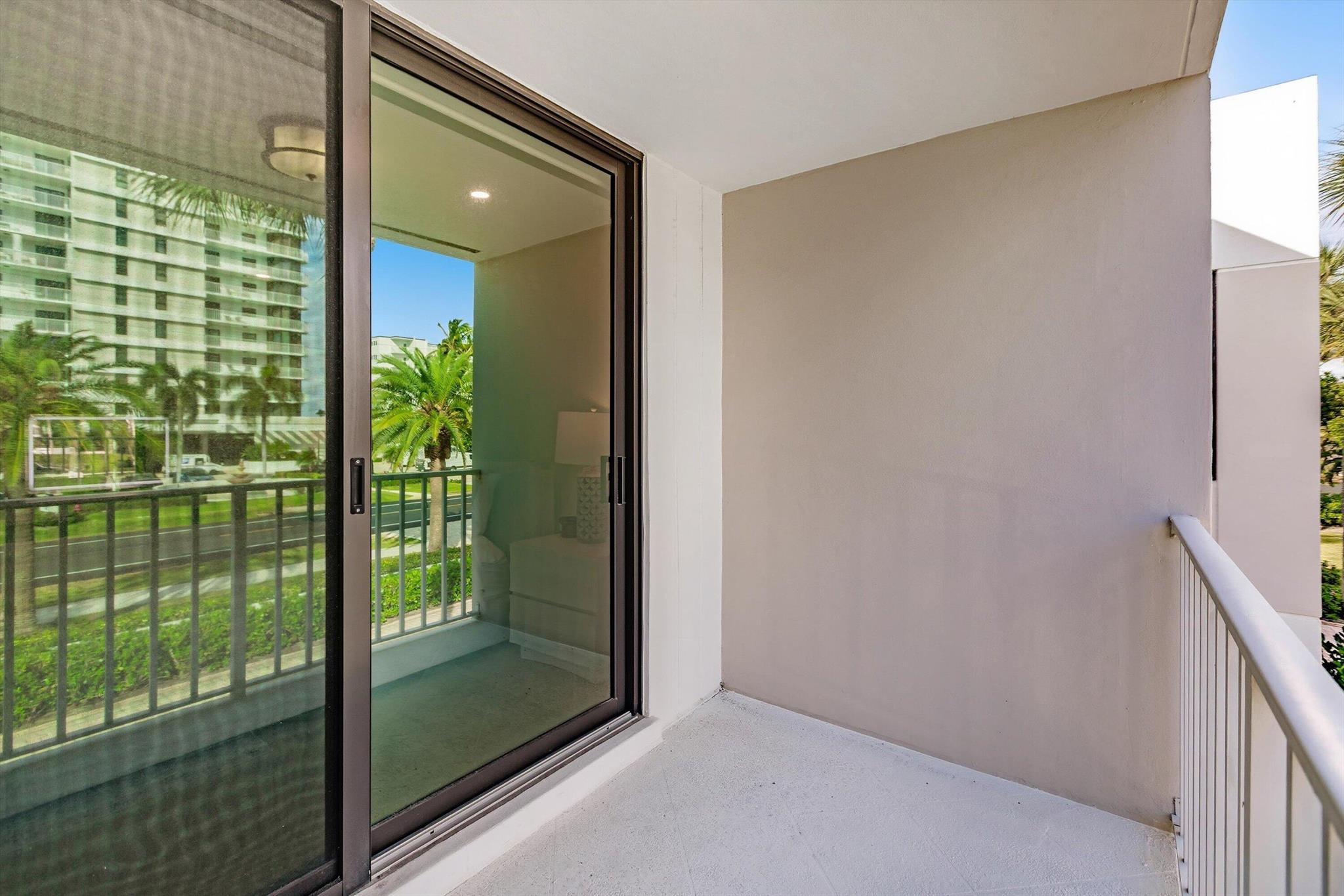 TRAFALGAR OF HIGHLAND BEA - Residential