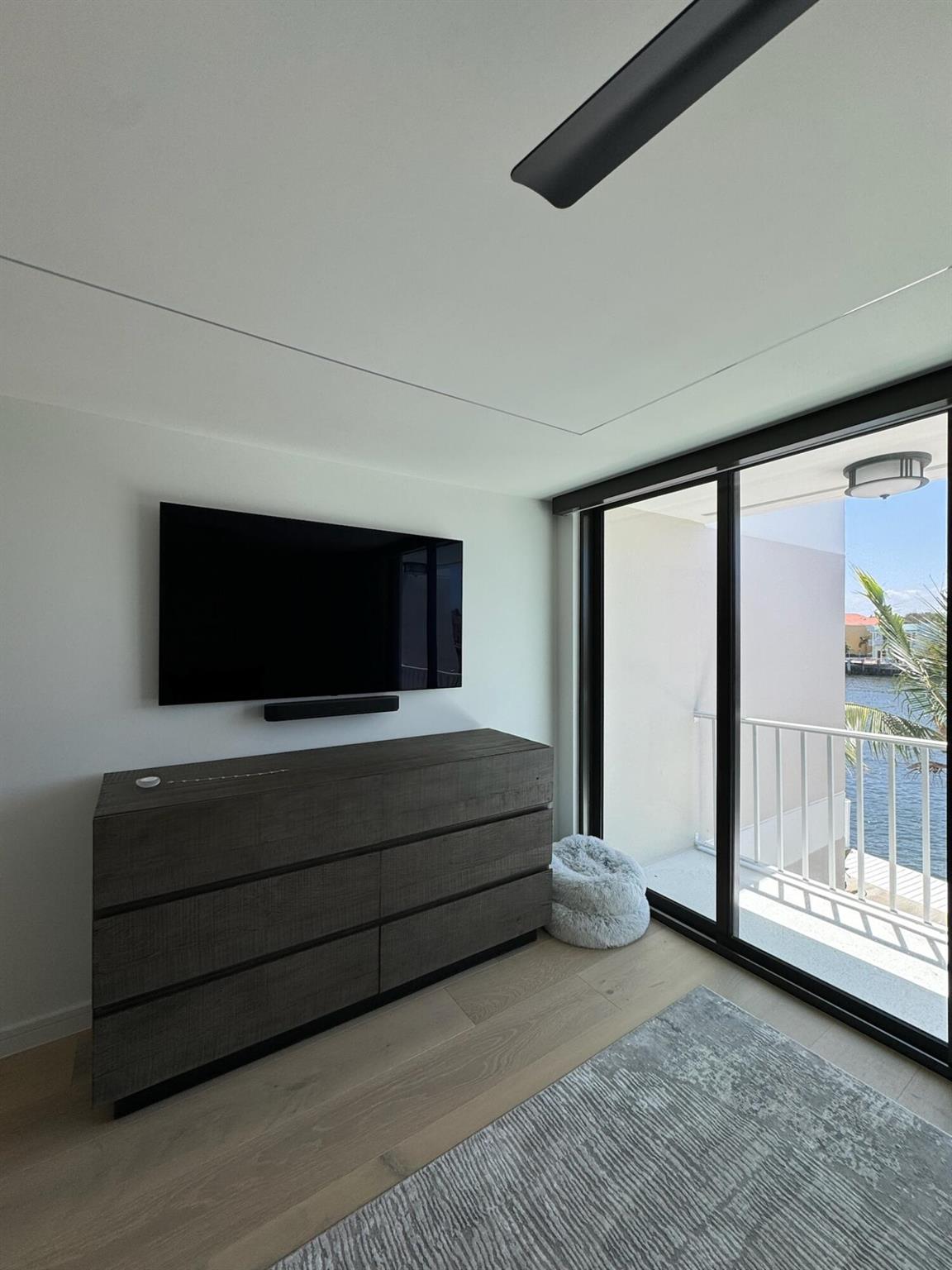 TRAFALGAR OF HIGHLAND BEA - Residential