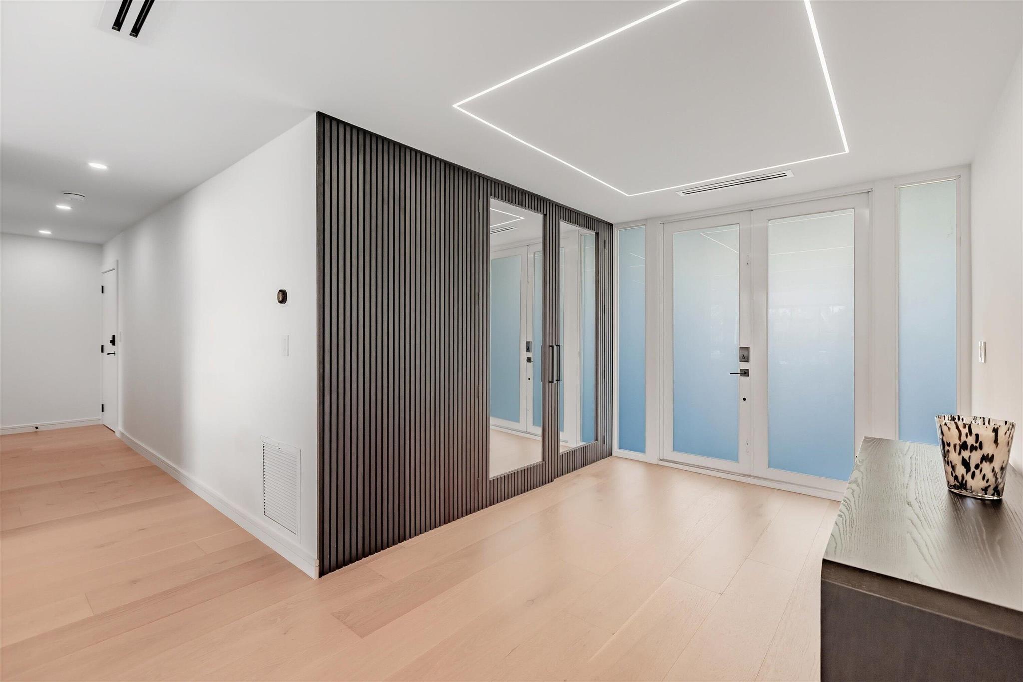 TRAFALGAR OF HIGHLAND BEA - Residential