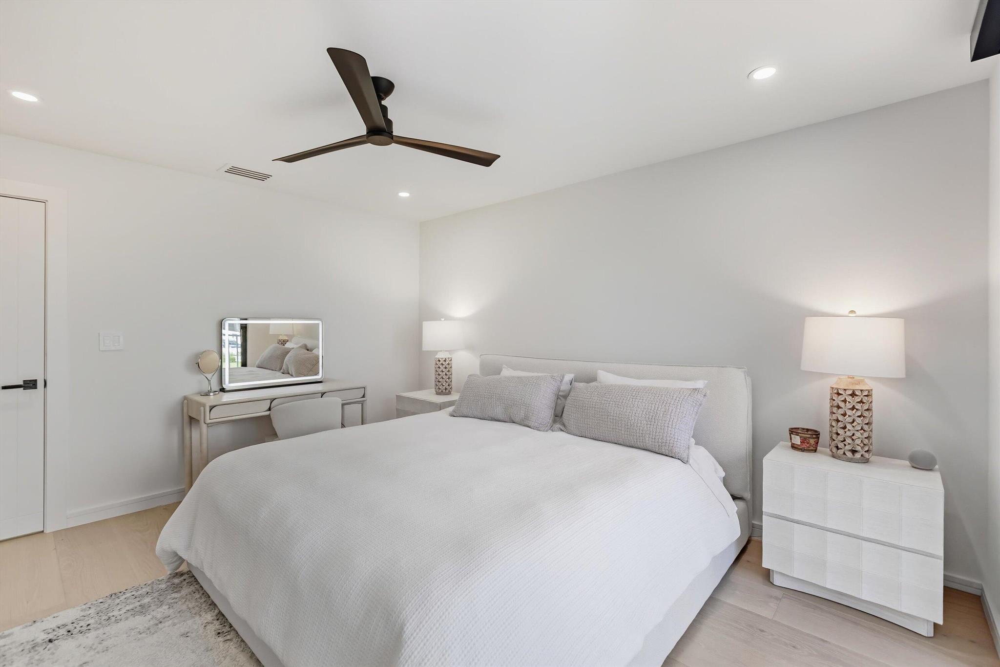 TRAFALGAR OF HIGHLAND BEA - Residential