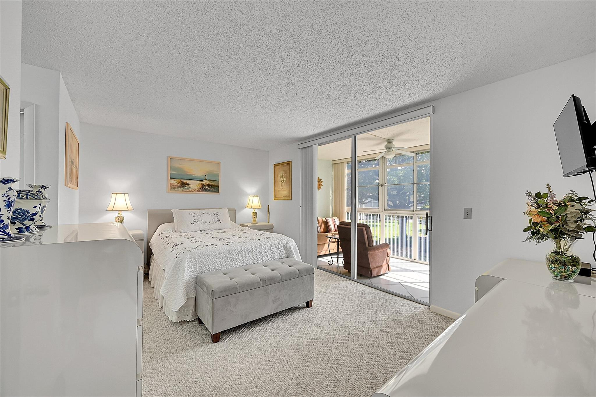 ROYAL PAK GARDENS - Residential