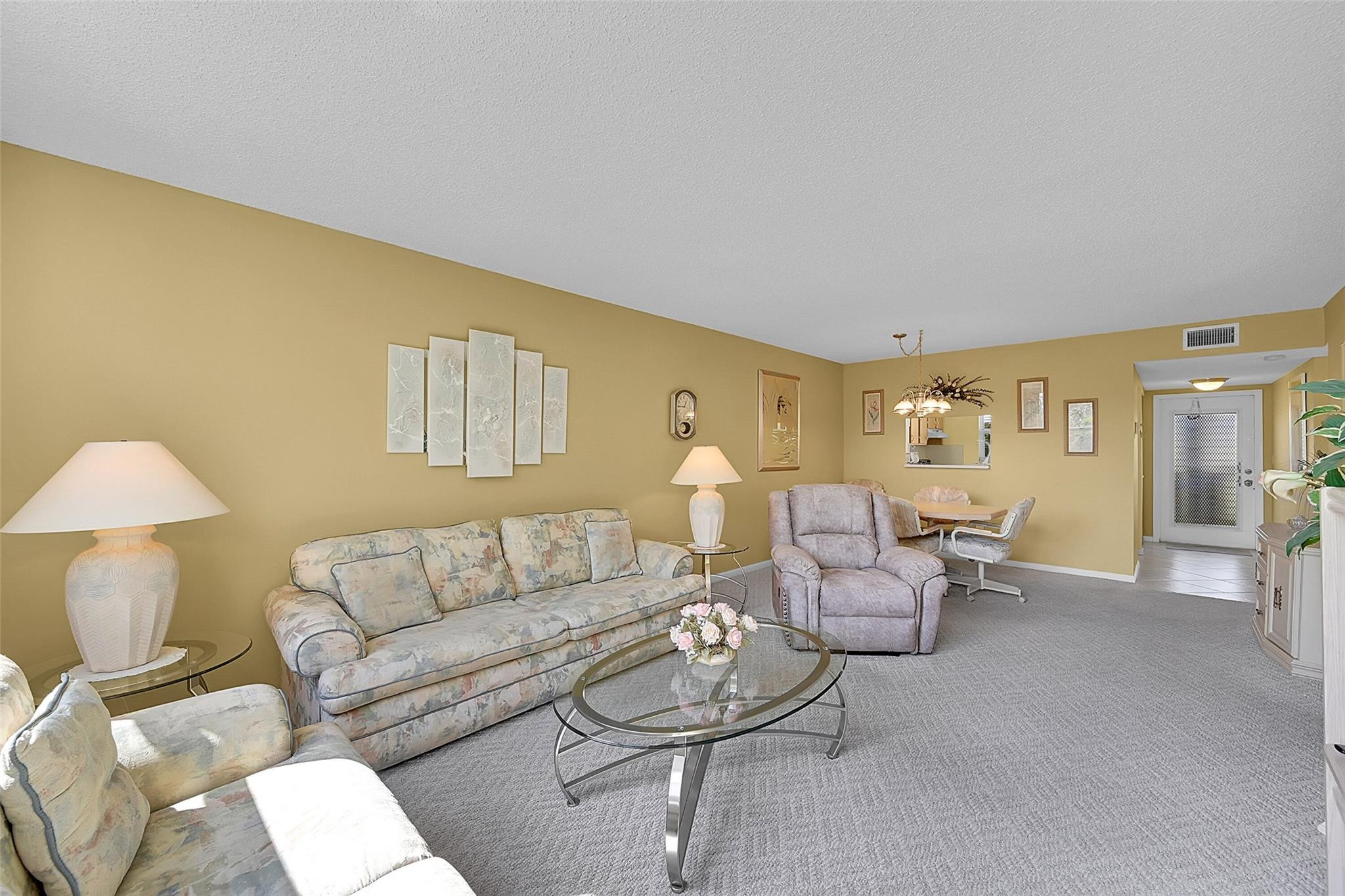 ROYAL PAK GARDENS - Residential