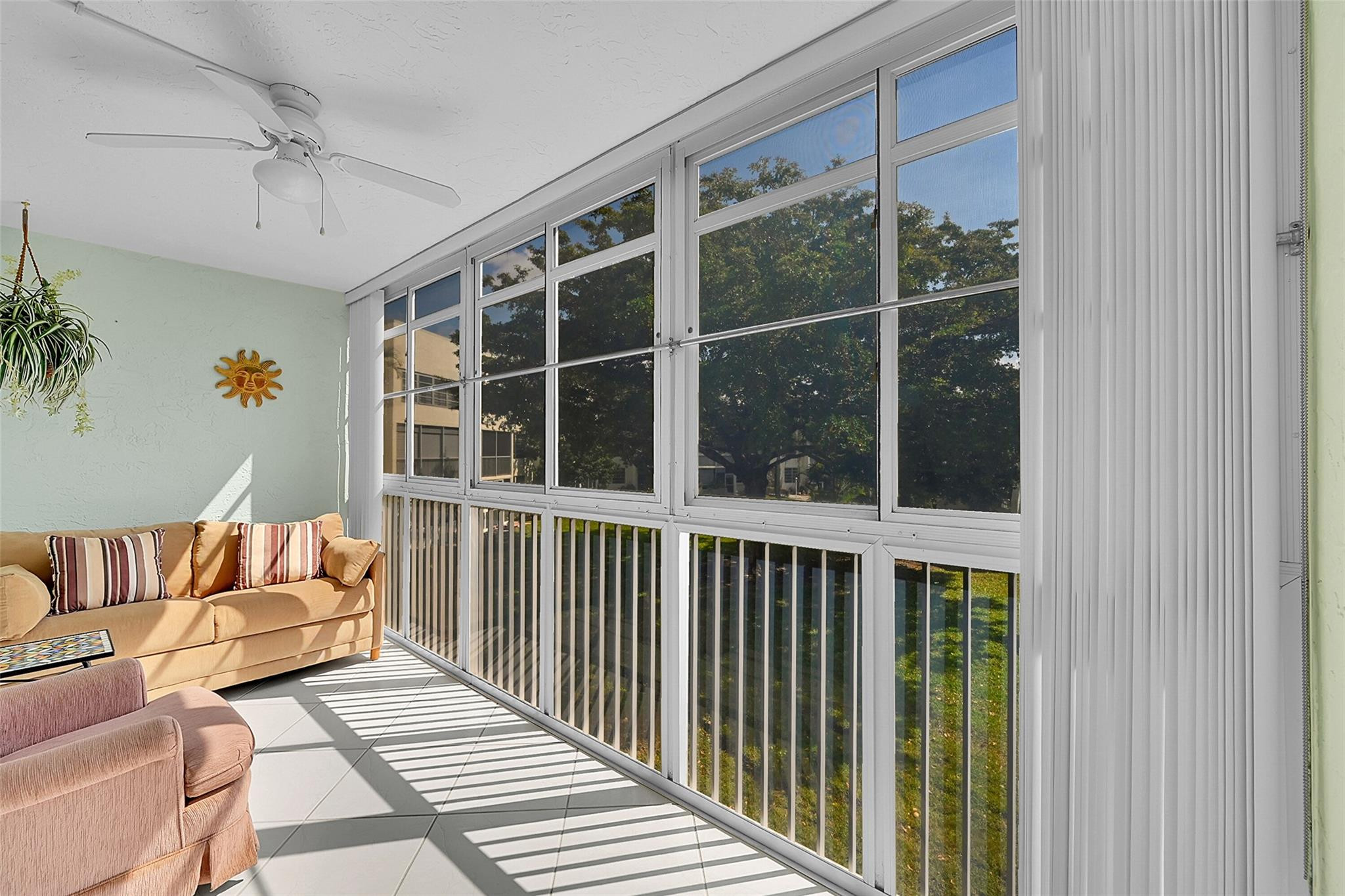 ROYAL PAK GARDENS - Residential