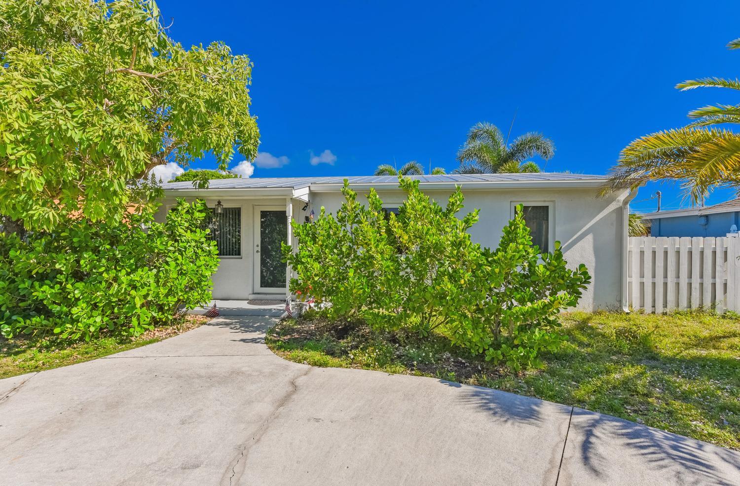 SOUTHERLY HILL - Residential Lease
