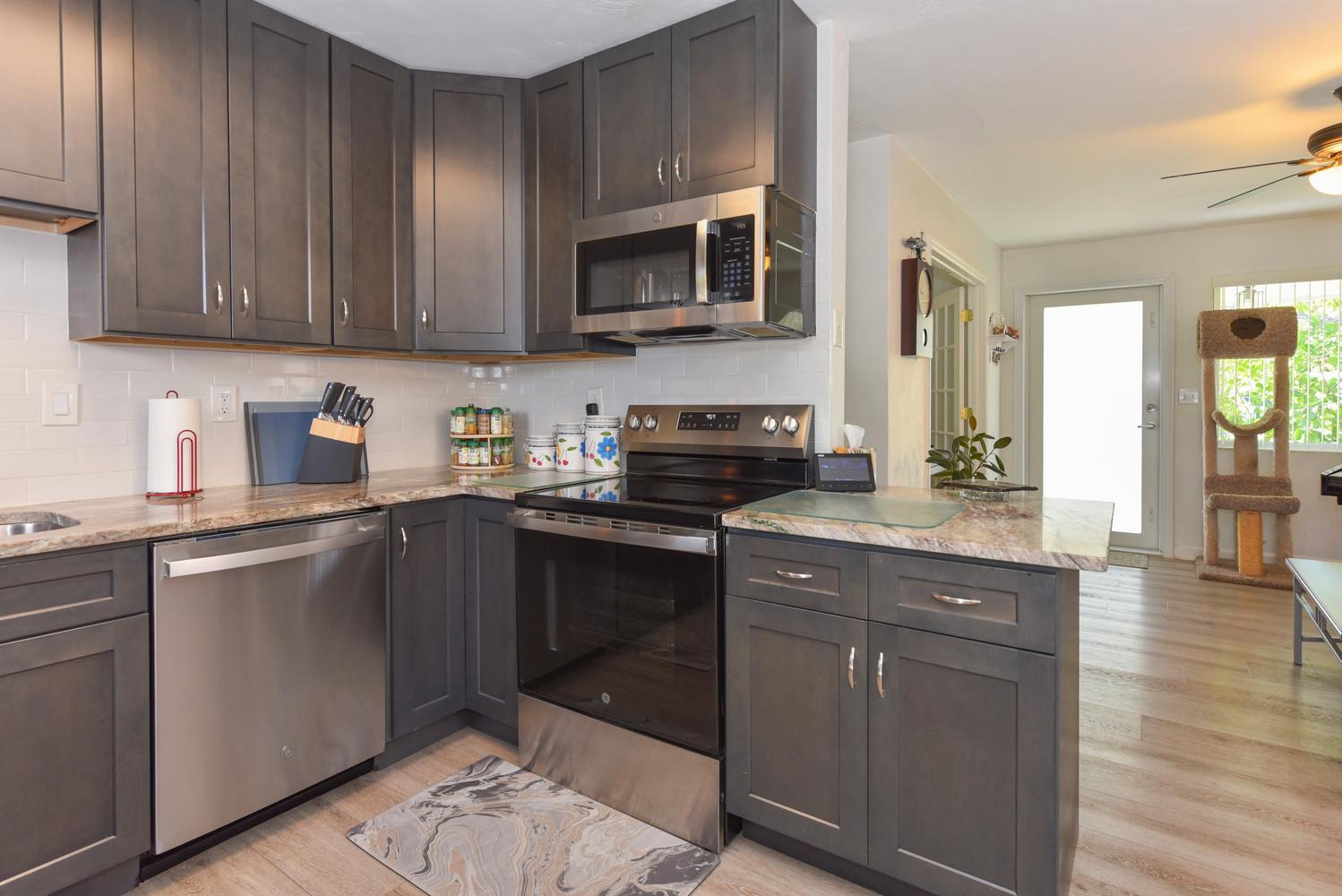 SOUTHERLY HILL - Residential Lease