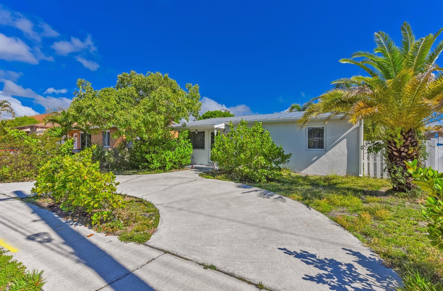 SOUTHERLY HILL - Residential Lease