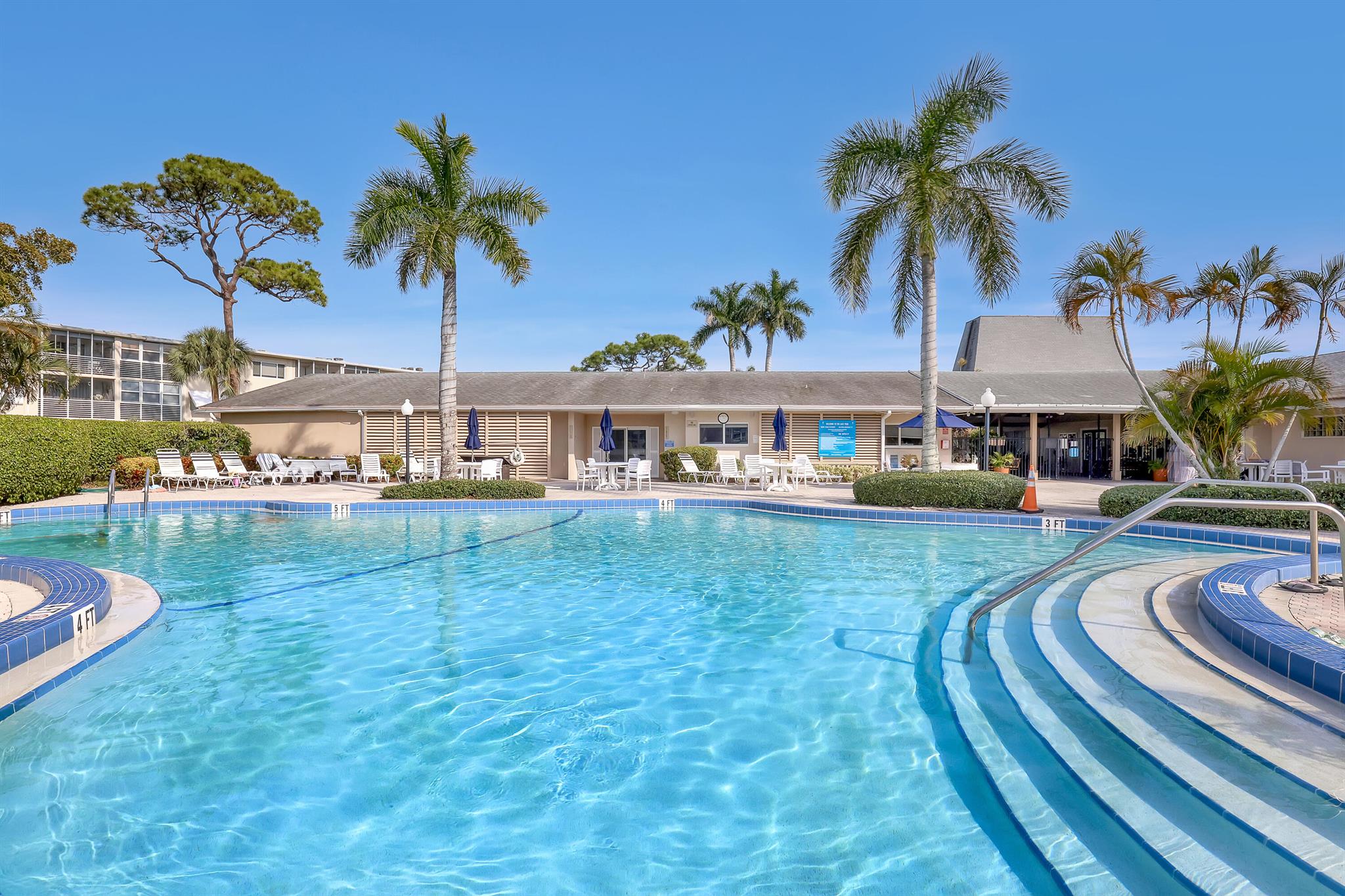 LAKE CLARKE GARDENS CONDO - Residential