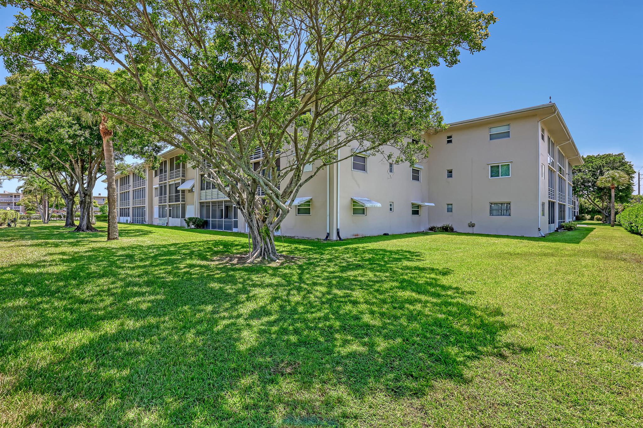 LAKE CLARKE GARDENS CONDO - Residential