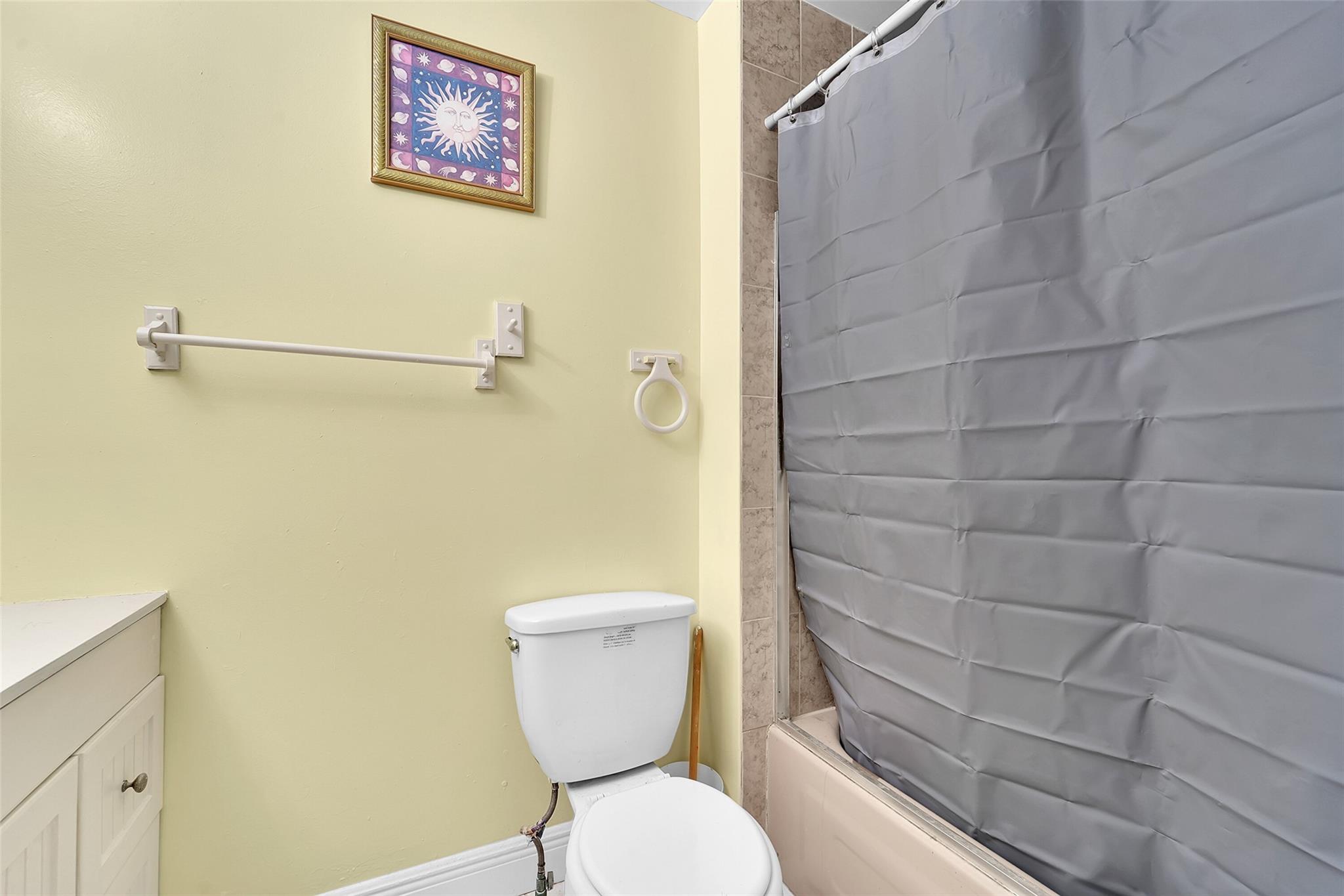 SHAKER VILLAGE - Residential