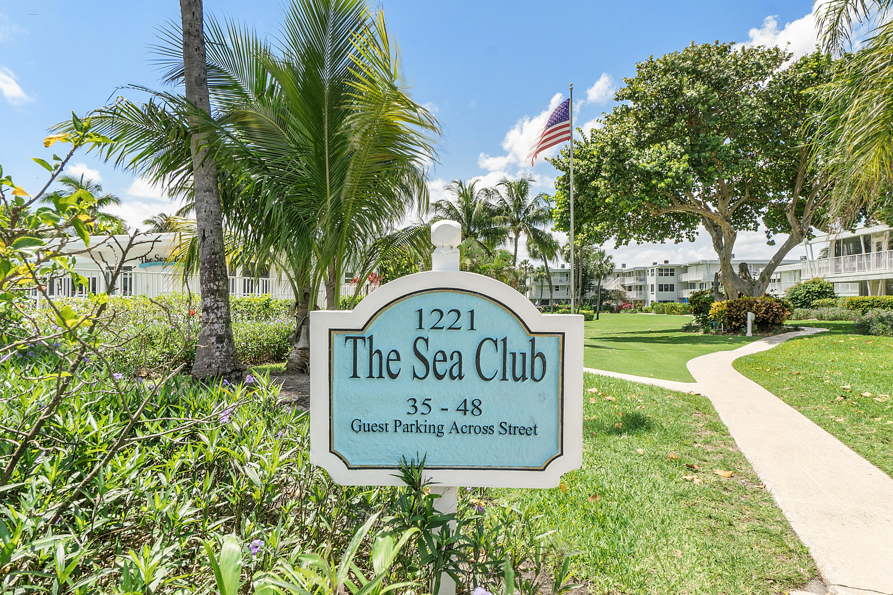 SEA CLUB OF HILLSBORO BEACH - Residential Lease