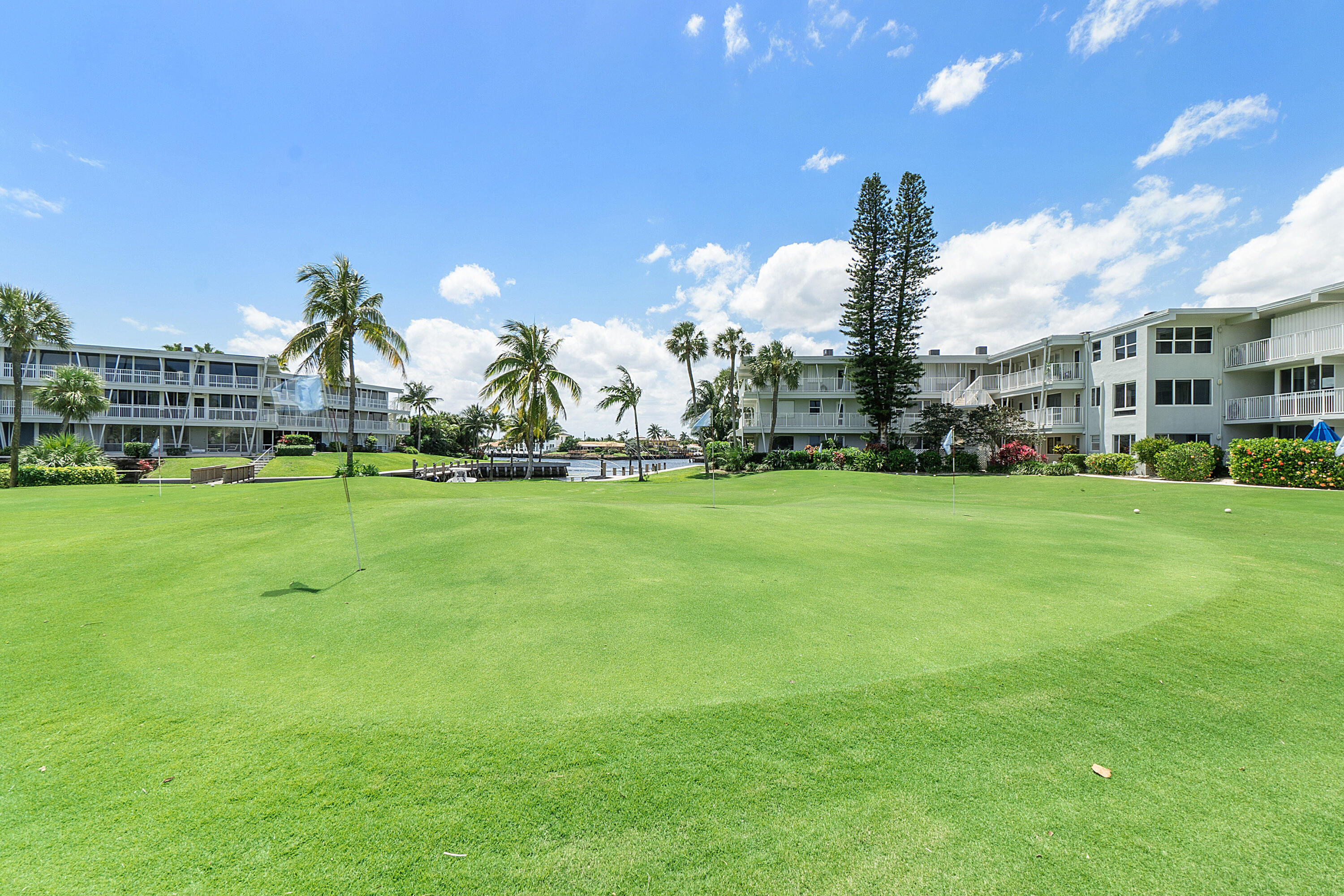 SEA CLUB OF HILLSBORO BEACH - Residential Lease