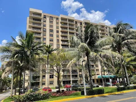 1470 NE 123rd St Unit A408, Miami, FL MLS: F10503178