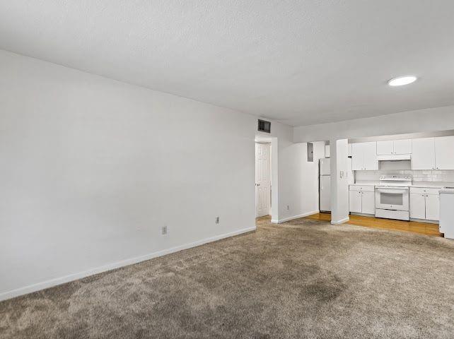 Prospect Gardens 22-26 B - Residential Lease