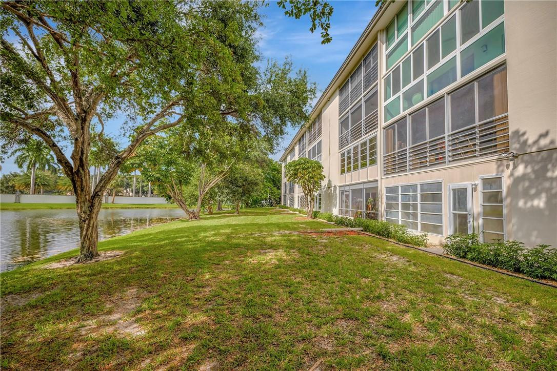 WYNMOOR VILLAGE - Residential