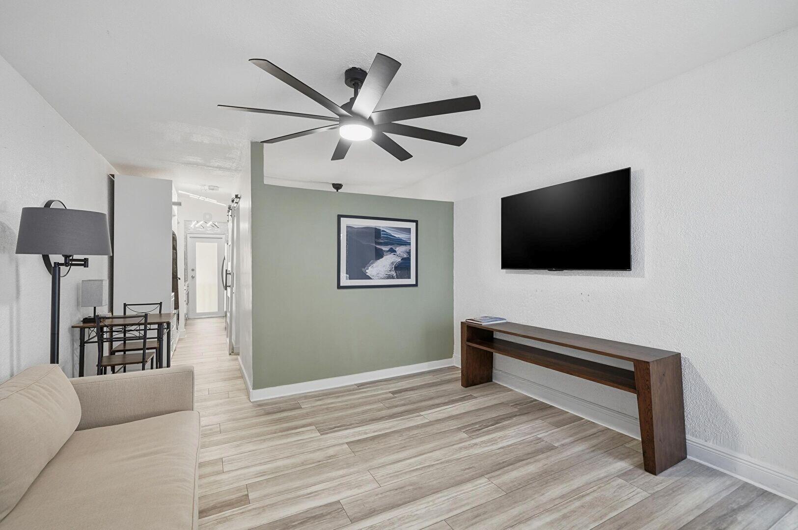 835 MERIDIAN CONDO - Residential Lease