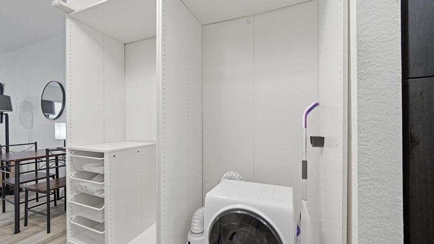 835 MERIDIAN CONDO - Residential Lease