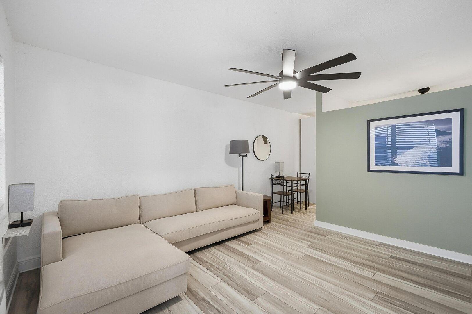 835 MERIDIAN CONDO - Residential Lease