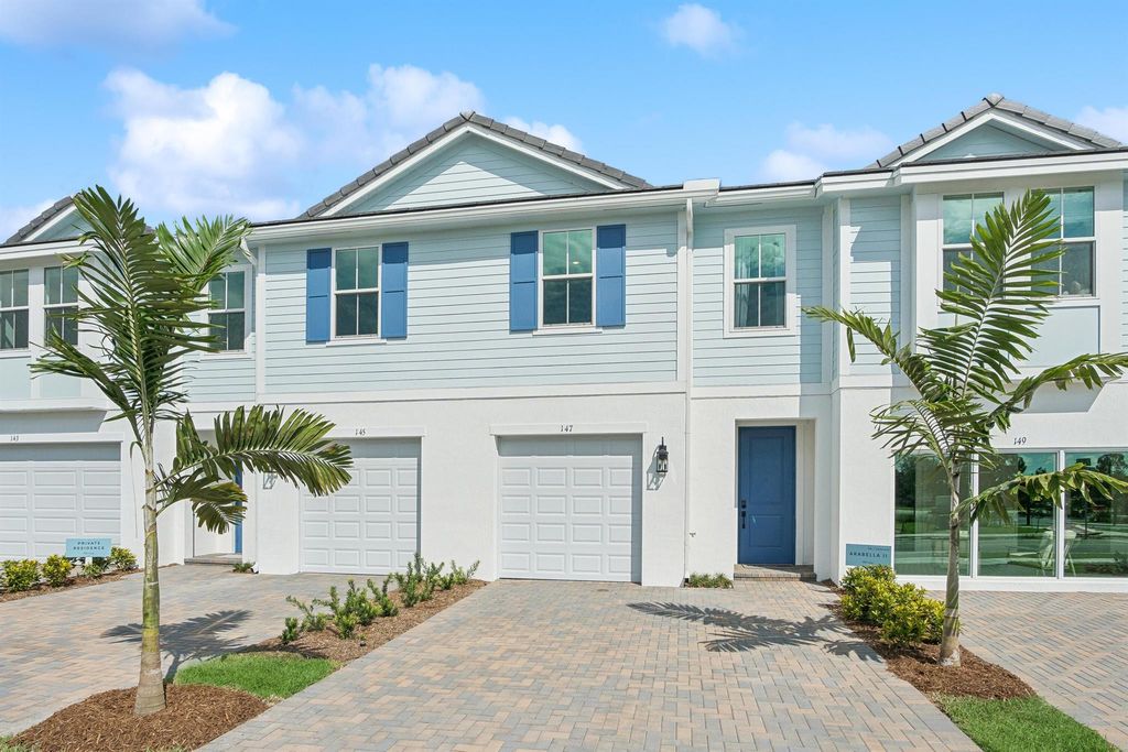 Photo of 110 SE Birch Terrace #72, Stuart, FL 34997 (MLS # R11031606)