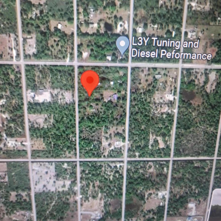 Zoning: Zoned for single-family use.Utilities: Electricity is available at the property line.Community: Located in Montura Ranches, a peaceful rural community.Location Benefits: Offers country living while being just 10 minutes from Walmart, 30 minutes to an airport, 40 minutes to beaches, and under 2 hours to Miami or Orlando.Suitability: Described as great for building a home, a vacation spot, or a land investment.No HOA: There is no Homeowners Association (HOA).