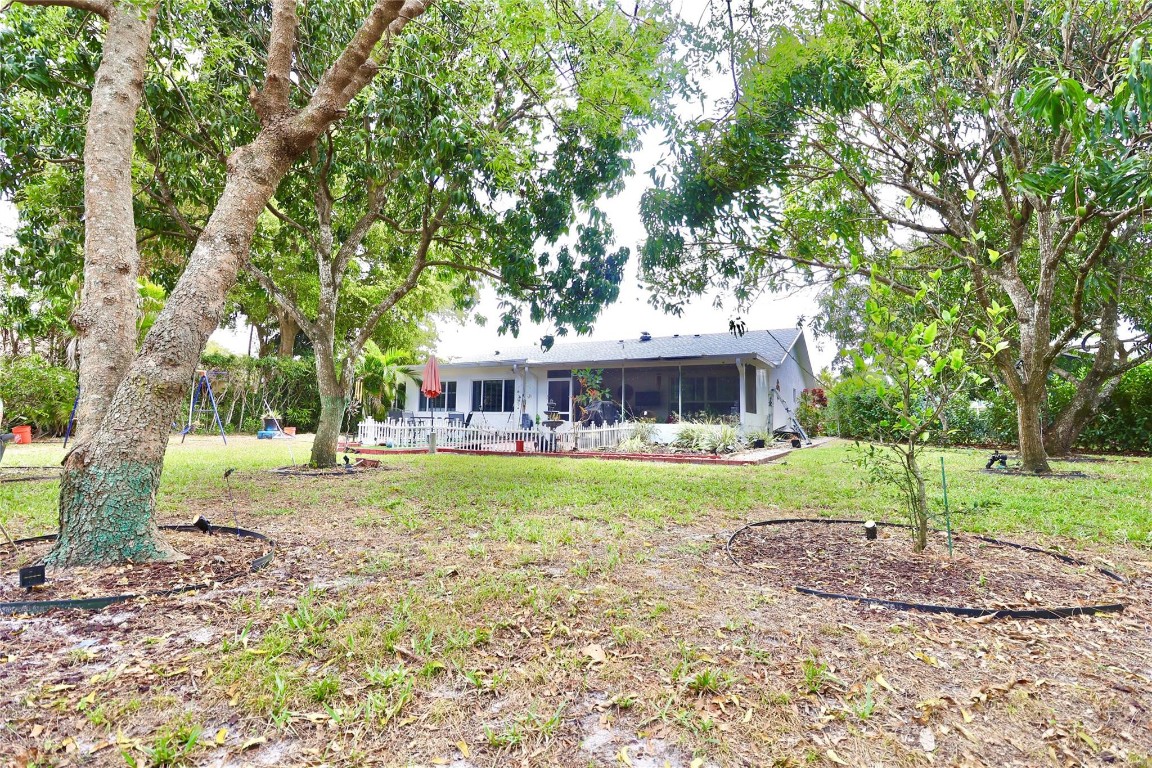 Woodlands Sec Eight 67-42 - Residential