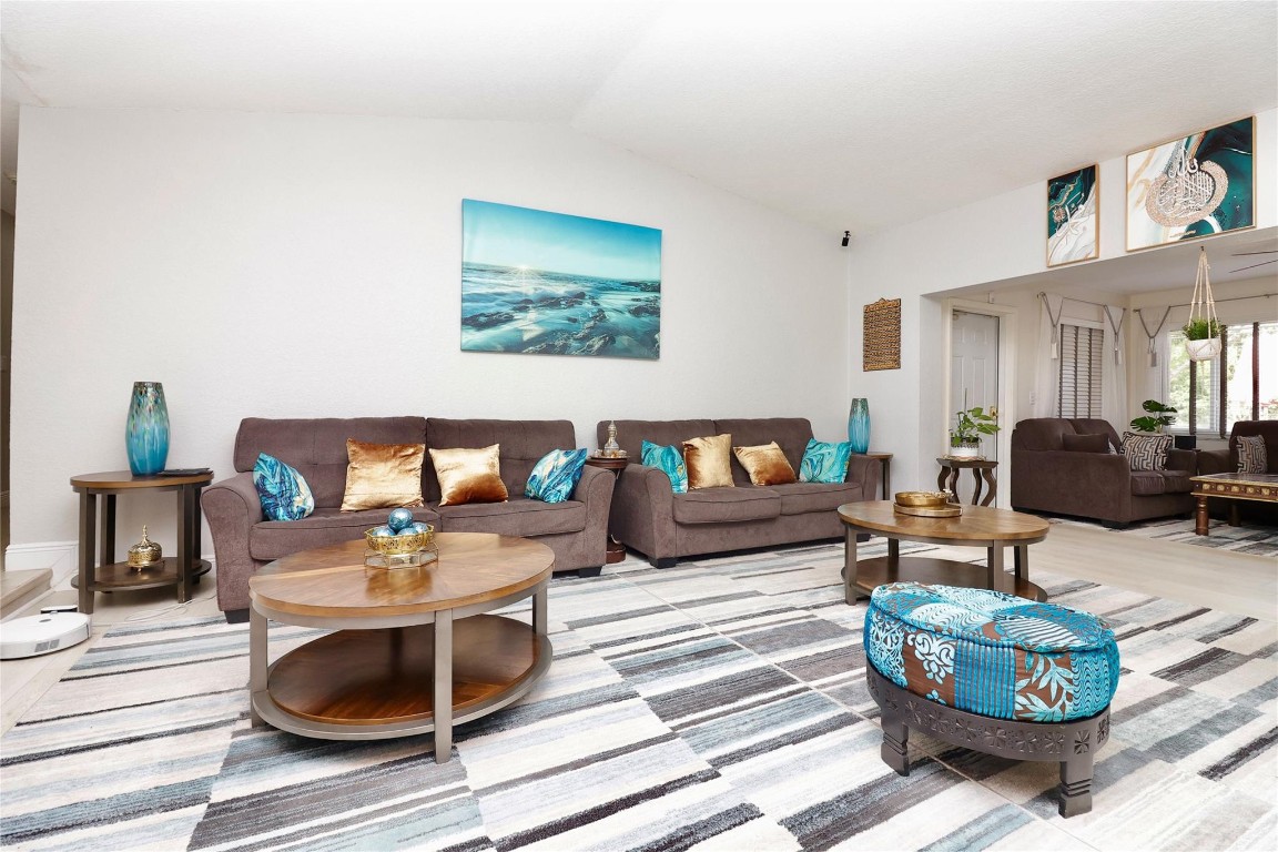 Woodlands Sec Eight 67-42 - Residential