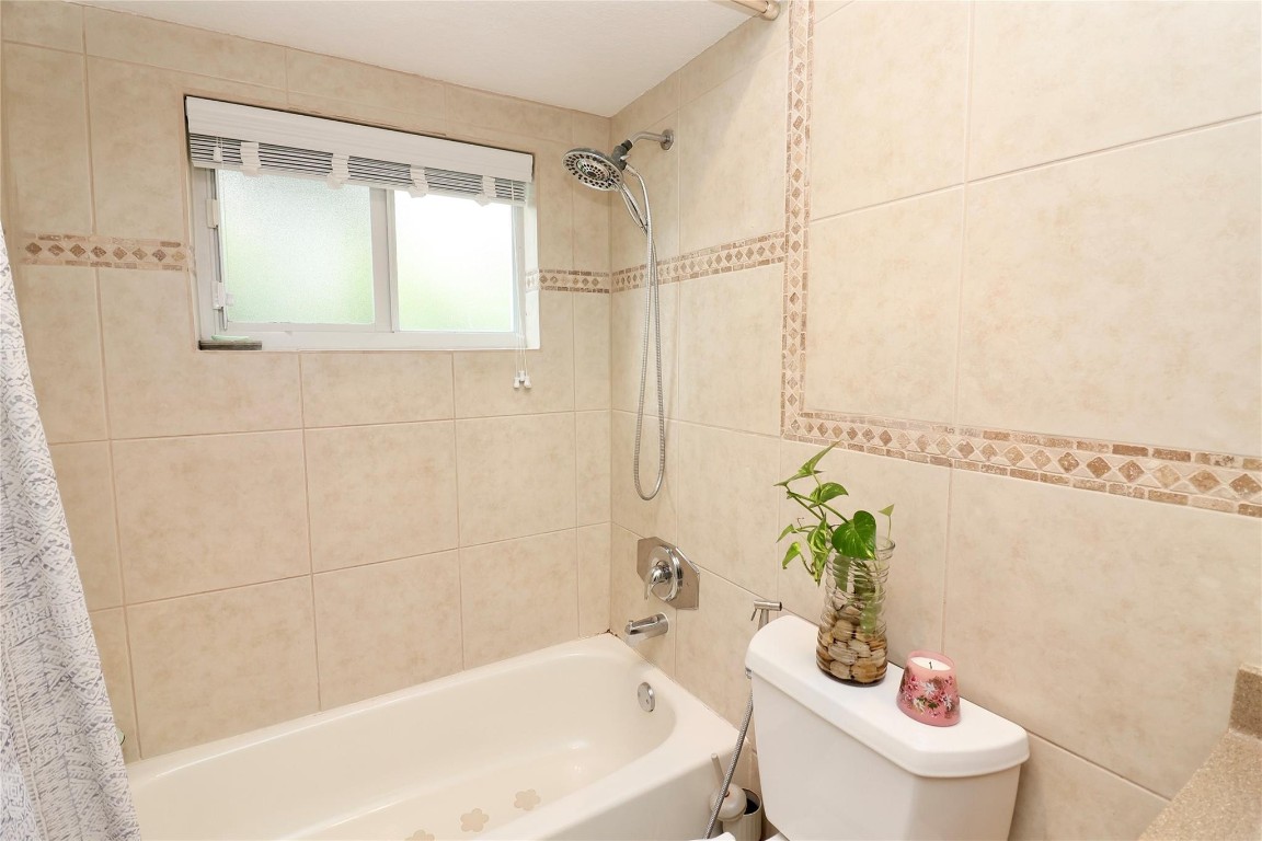 Woodlands Sec Eight 67-42 - Residential