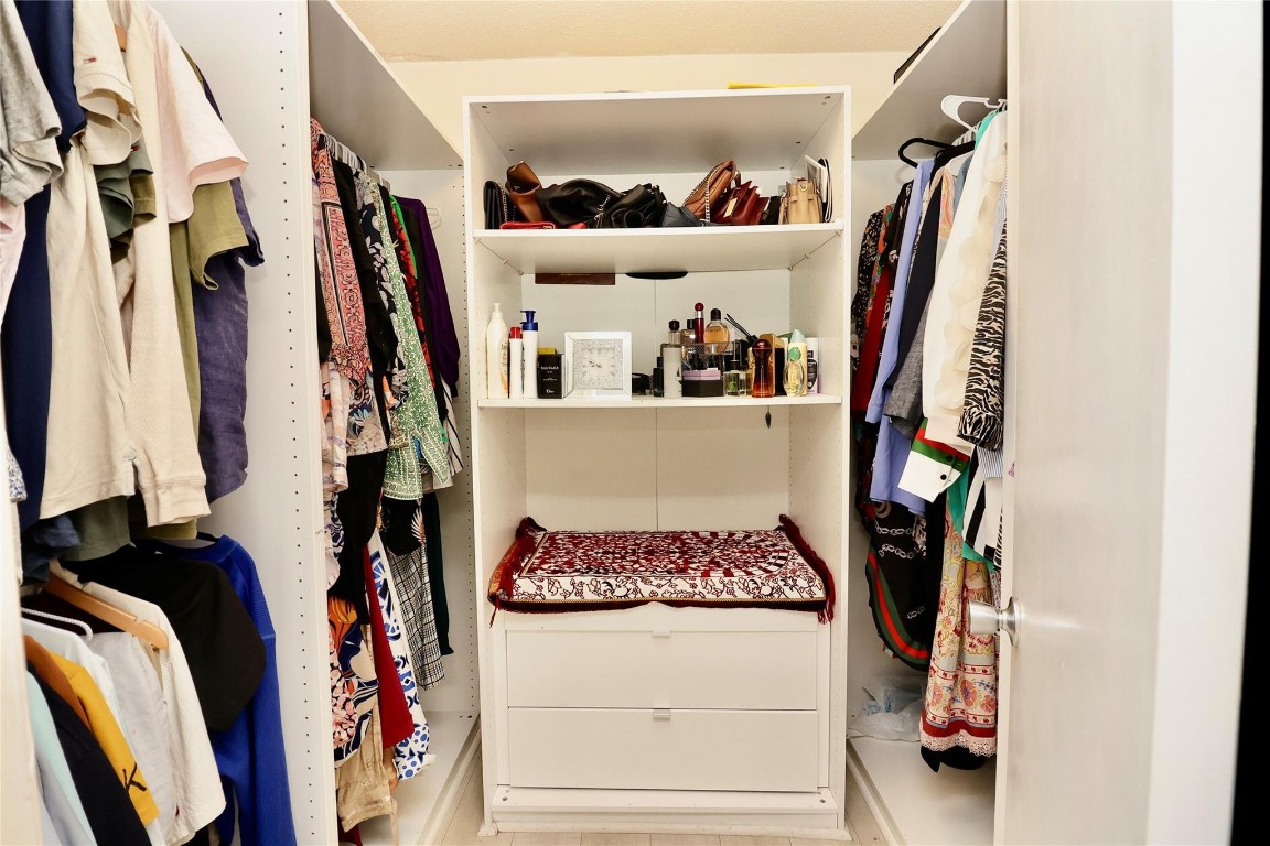 Woodlands Sec Eight 67-42 - Residential