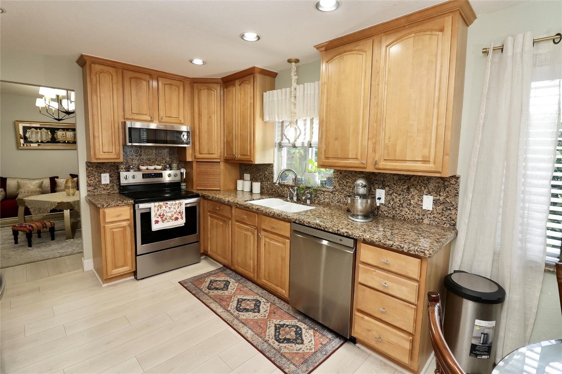 Woodlands Sec Eight 67-42 - Residential