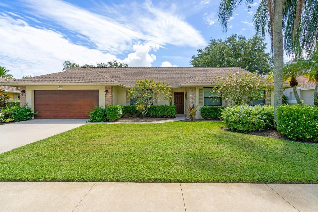 Photo of 1532 Primrose Lane, Wellington, FL 33414 (MLS # R11144220)
