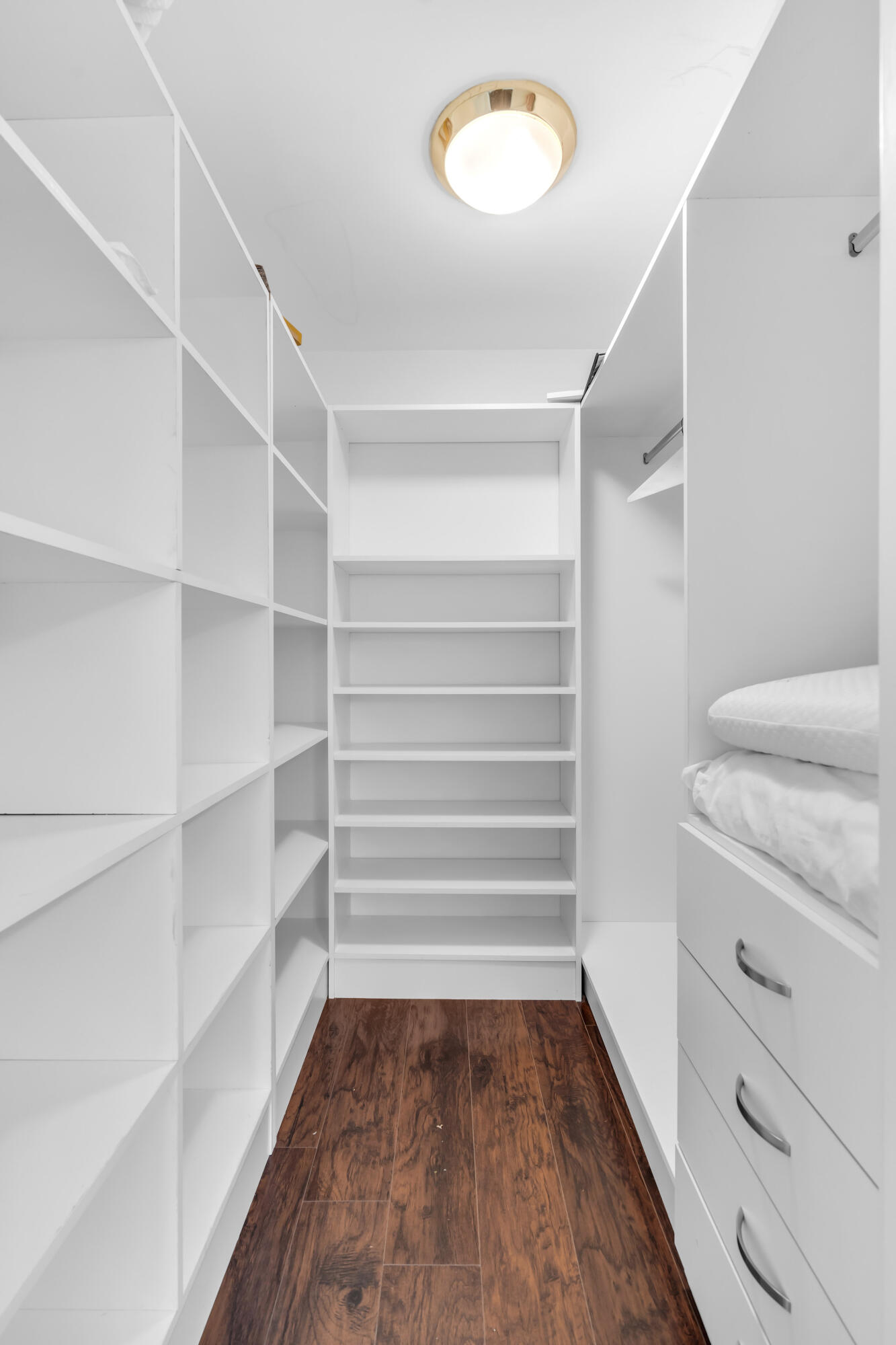 SUGAR POND MANOR OF WELLI - Residential Lease