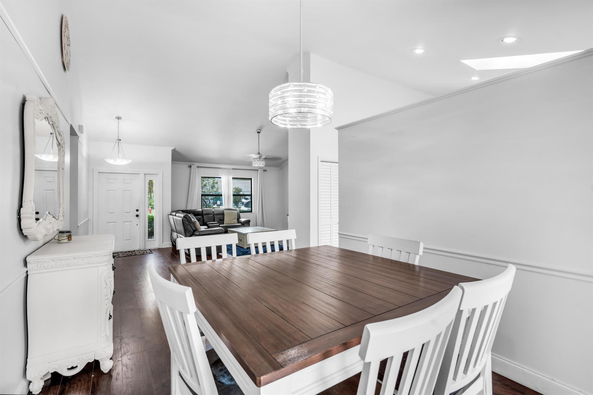 SUGAR POND MANOR OF WELLI - Residential Lease