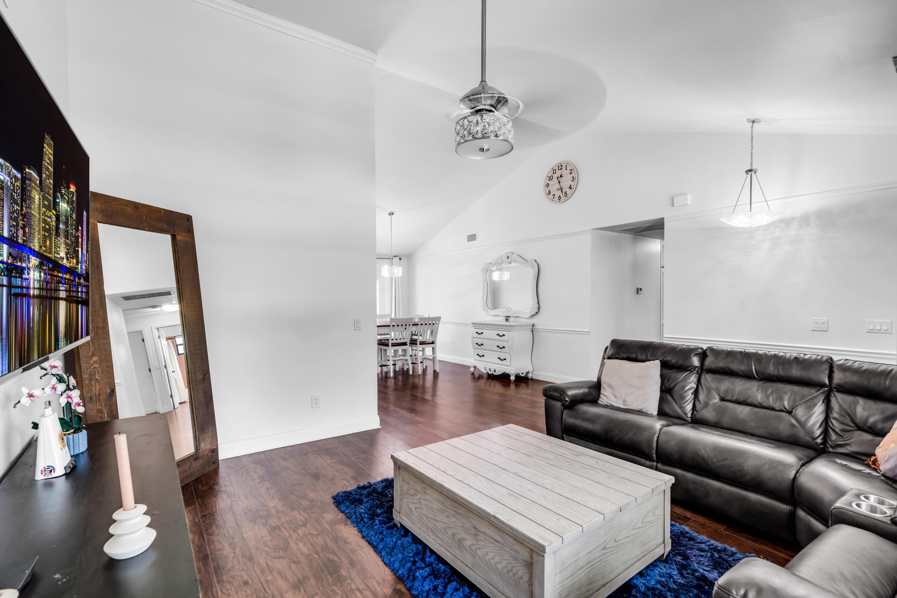 SUGAR POND MANOR OF WELLI - Residential Lease