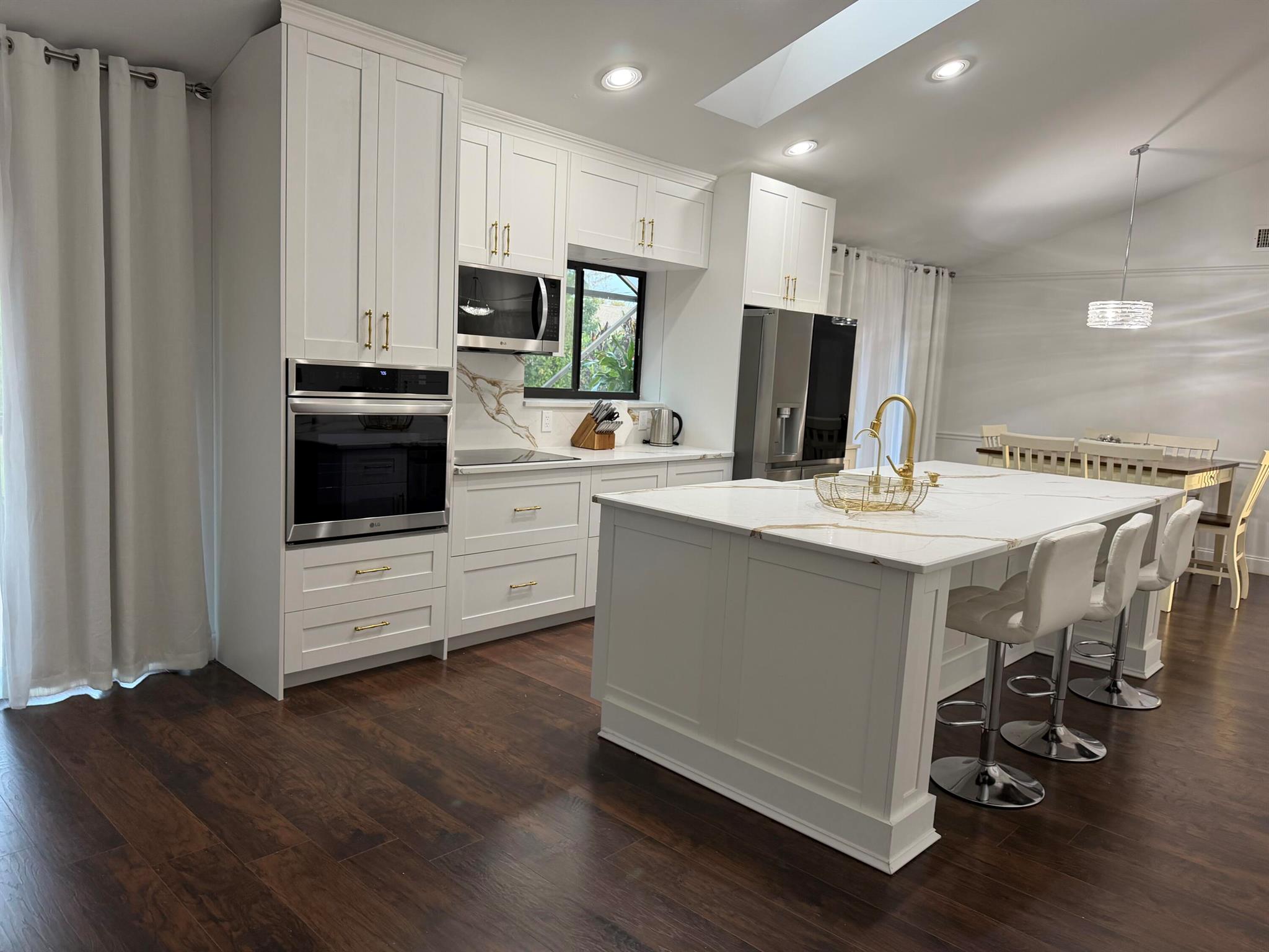 SUGAR POND MANOR OF WELLI - Residential Lease