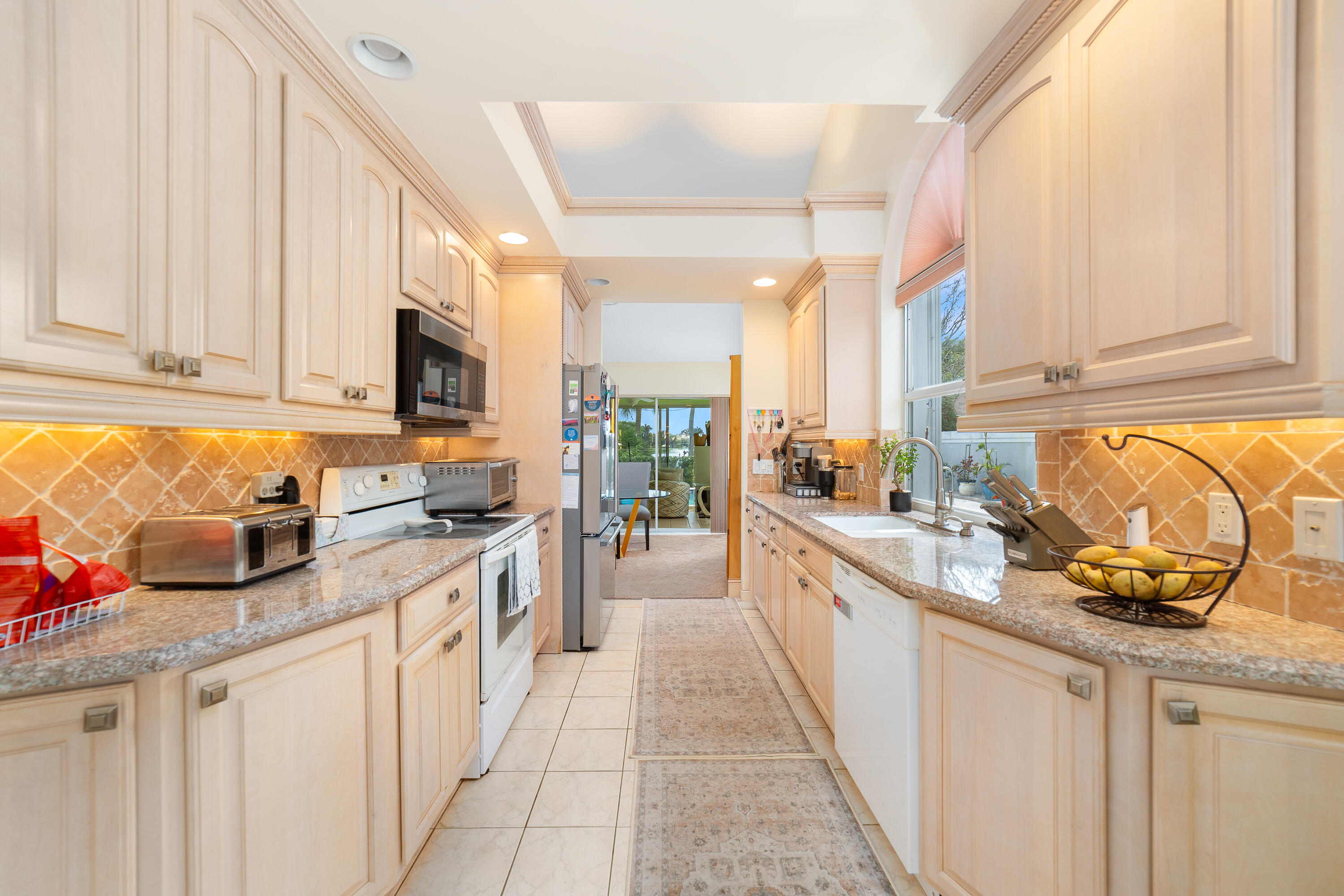 SARATOGA BAY - Residential