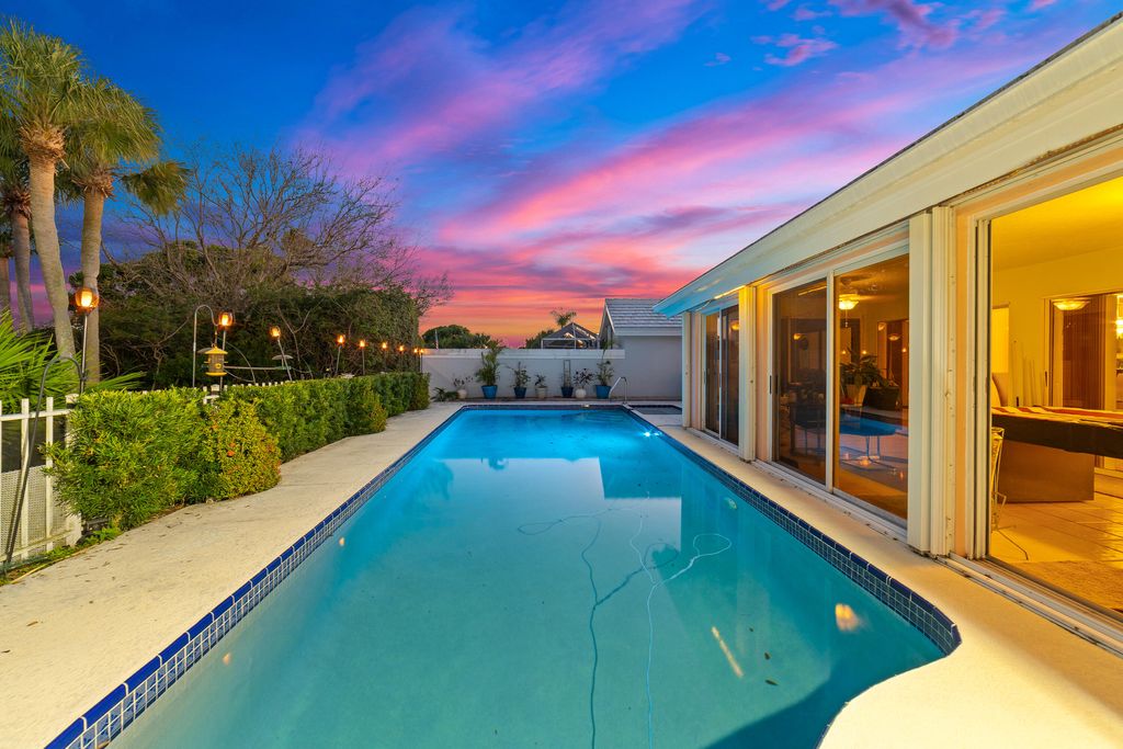 Photo of 2370 Saratoga Bay Drive, West Palm Beach, FL 33409 (MLS # B26002827)