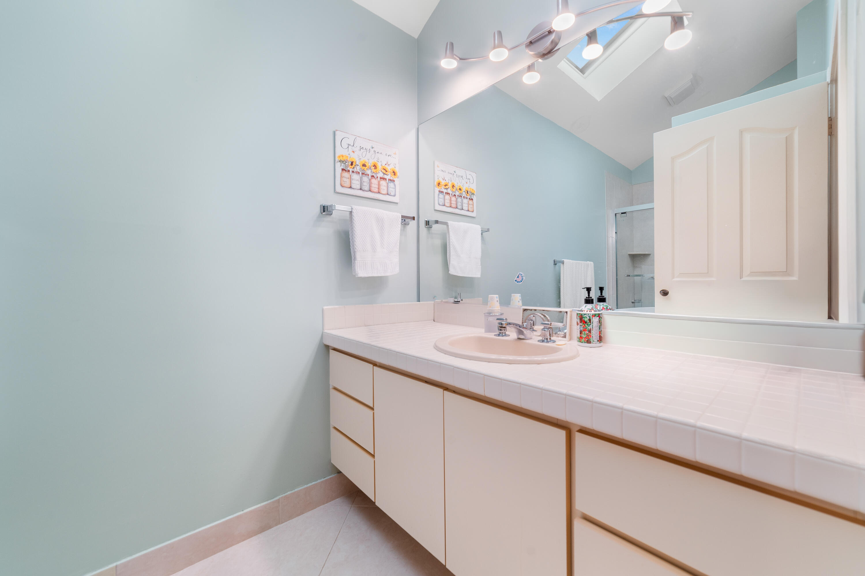 SARATOGA BAY - Residential