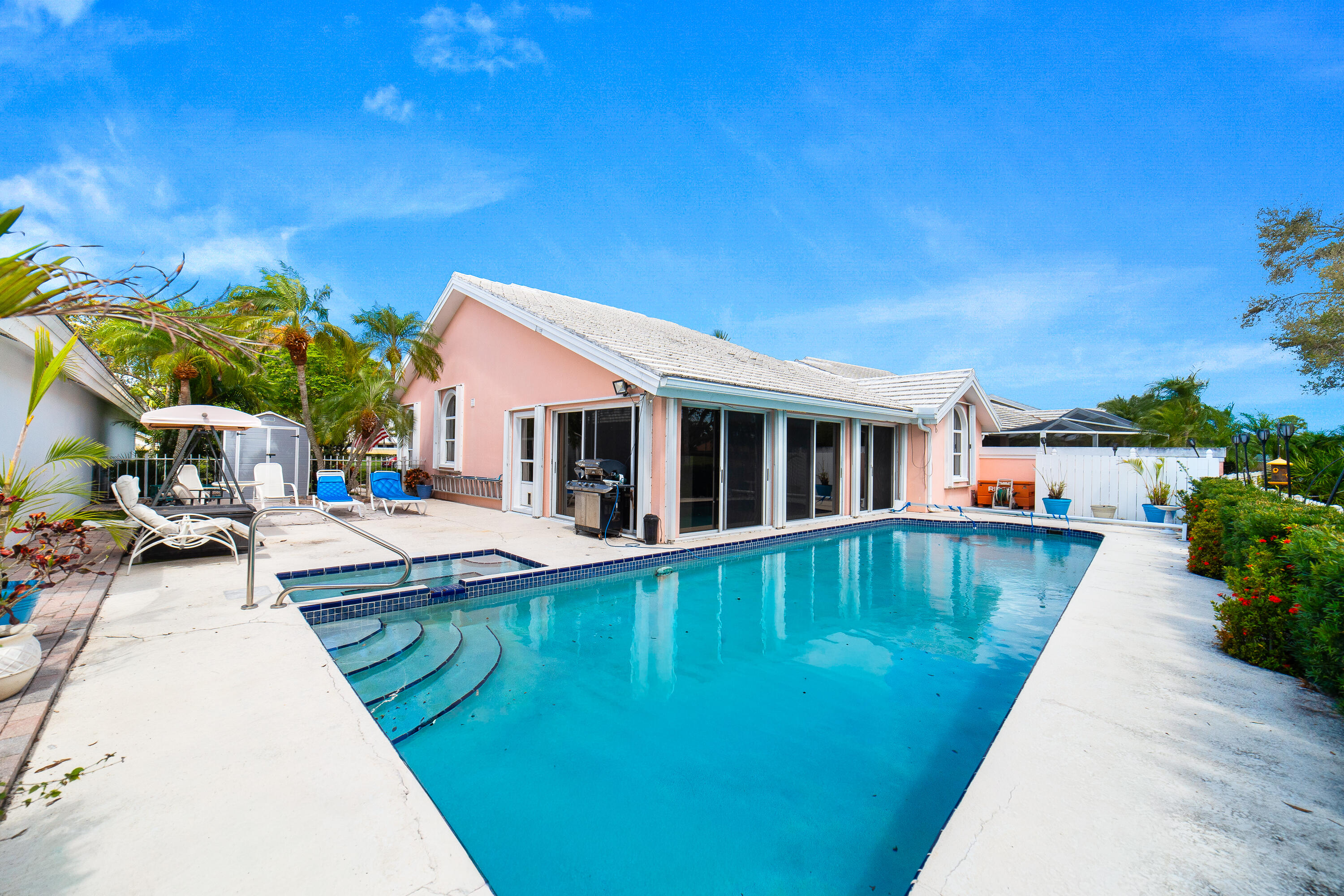 SARATOGA BAY - Residential