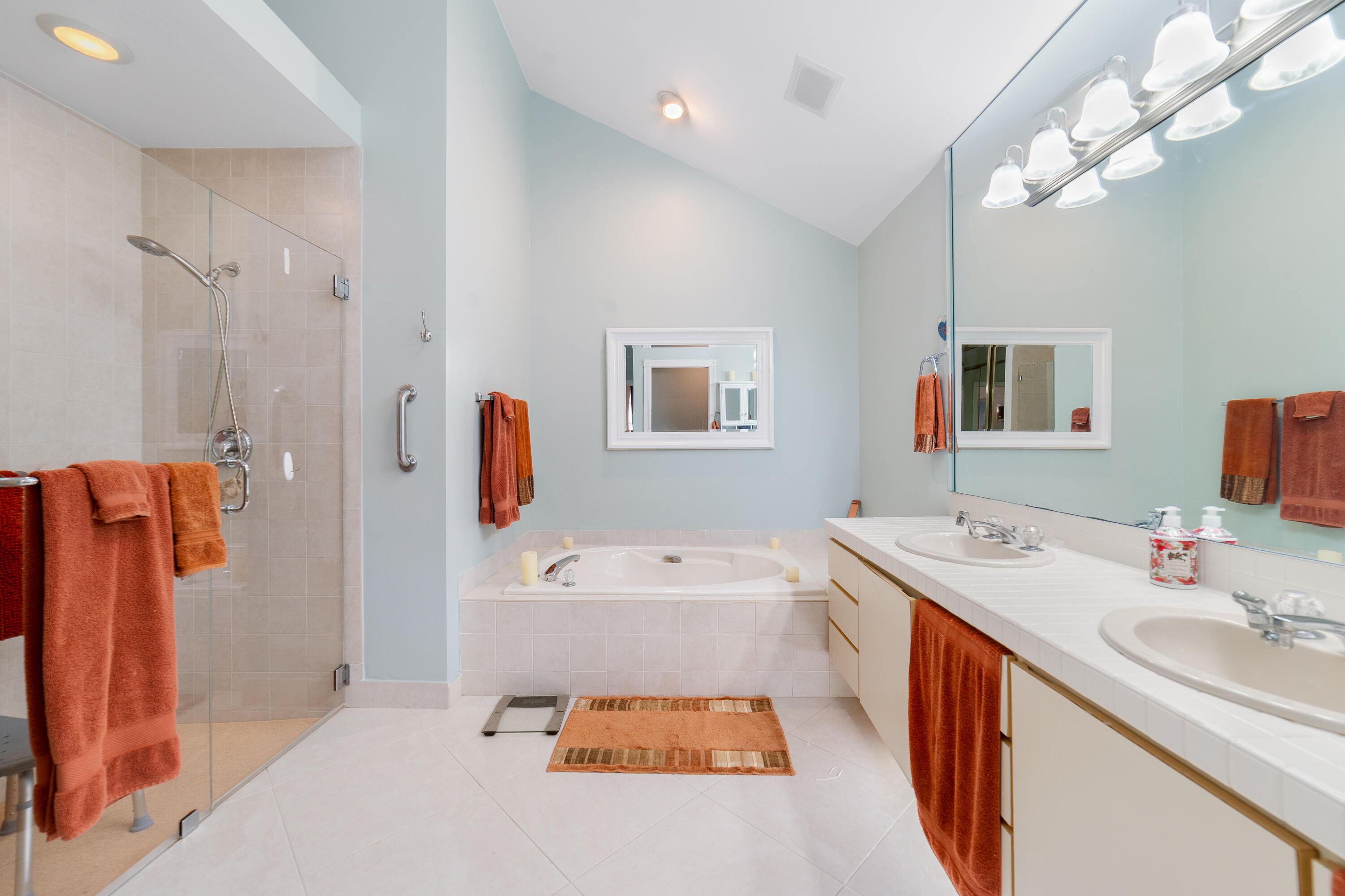 SARATOGA BAY - Residential