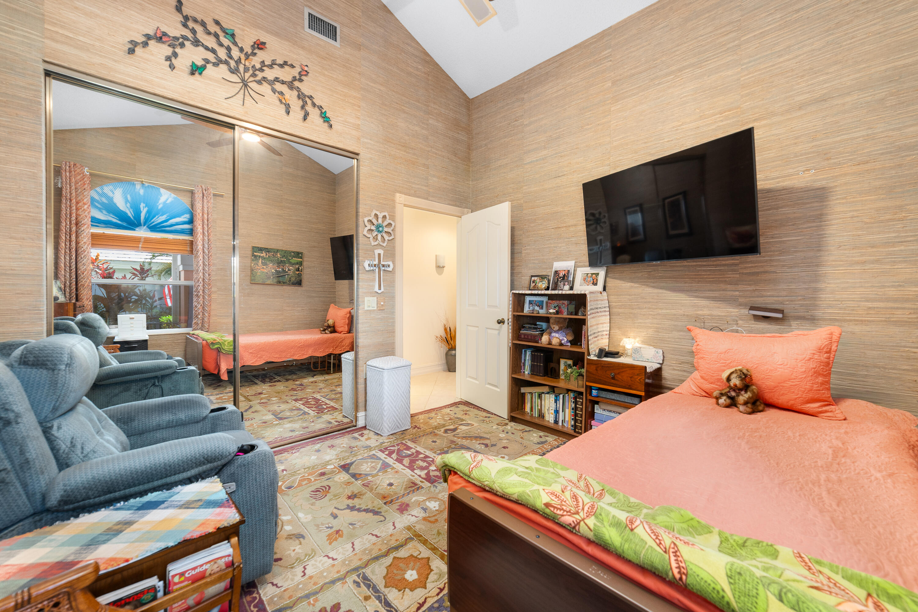 SARATOGA BAY - Residential