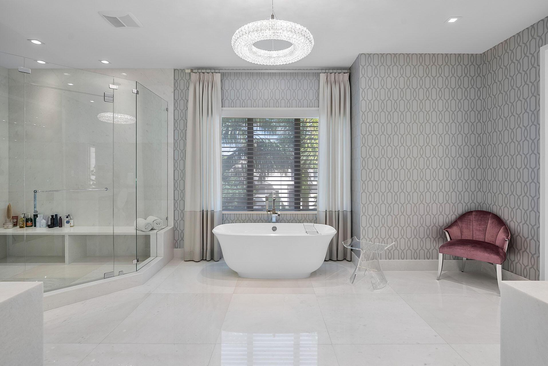 ROYAL PALM YACHT & COUNTR - Residential