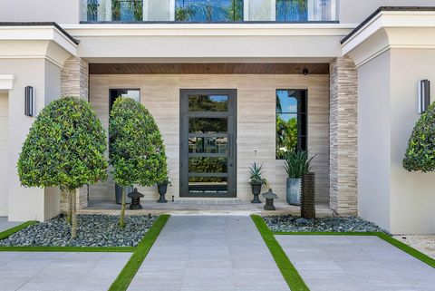 Tiny photo for 290 S Maya Palm Drive, Boca Raton, FL 33432 (MLS # R11061428)