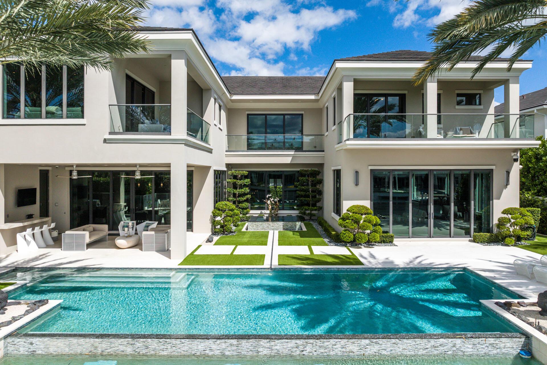 ROYAL PALM YACHT & COUNTR - Residential